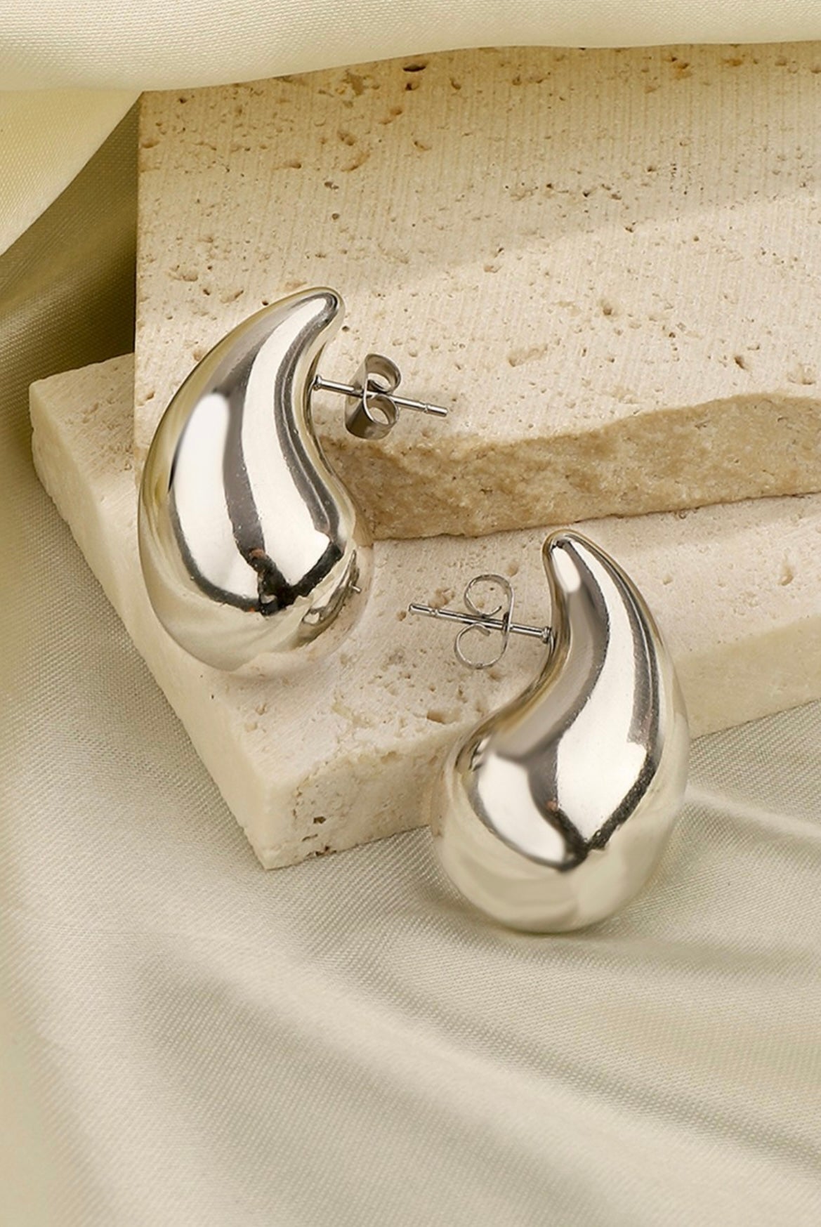 Stainless Steel Round Water Drop Earring